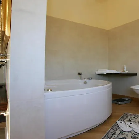 La Torre Hotell Moie