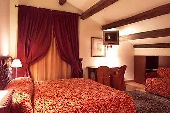 La Torre Hotel Moie
